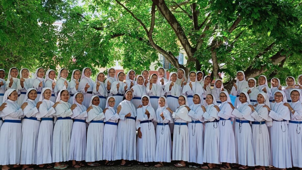 Orientation for Juniors Sisters