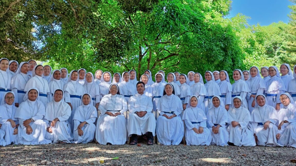 Orientation for Juniors Sisters